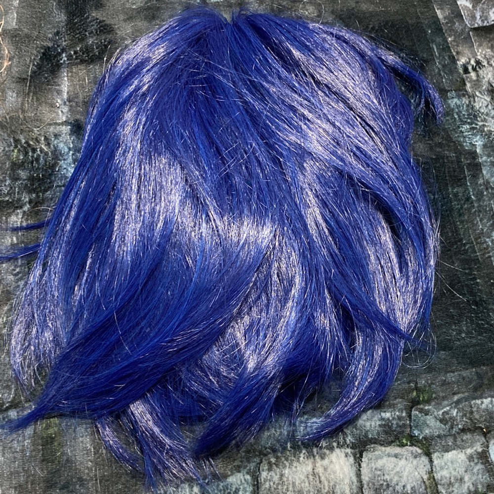 T Party Fashion Electric Blue Synthetic Short Layered Wig and four accessories